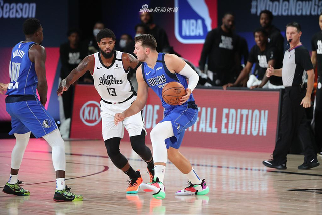 伦纳德过去 伦纳德过去