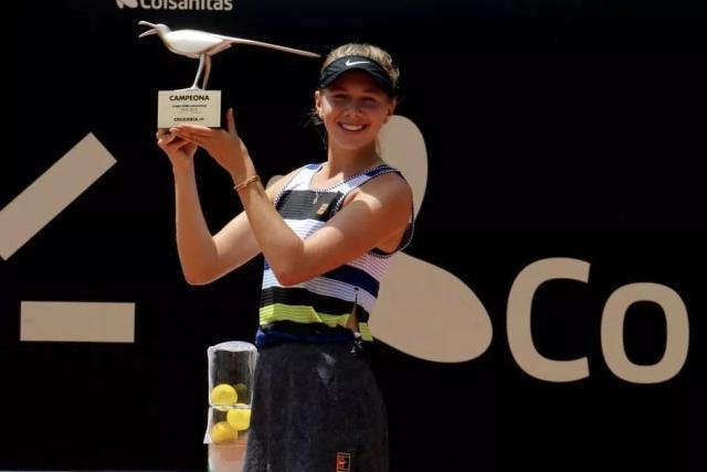 球迷深感担 球迷深感担