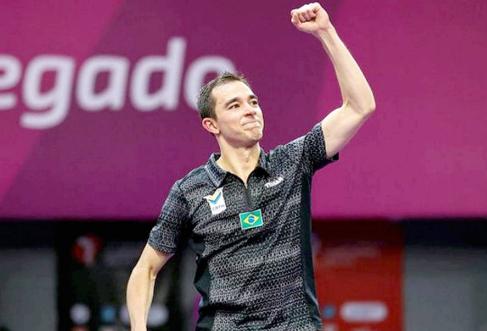 不是冲他名 不是冲他名