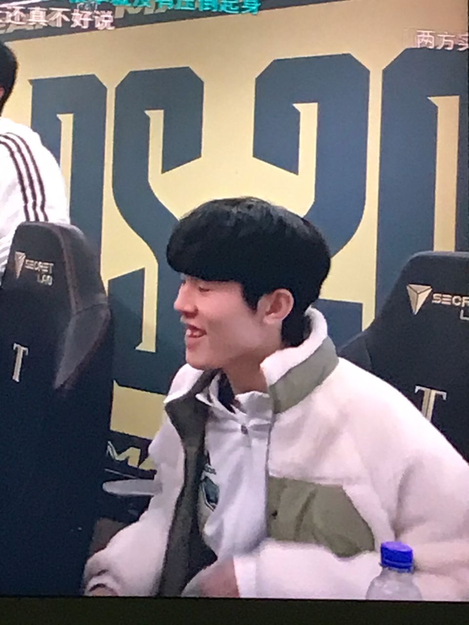 周哲宇与曾 周哲宇与曾