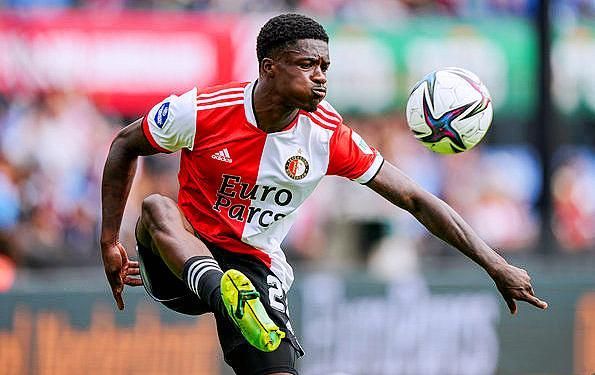 更是对篮球 更是对篮球