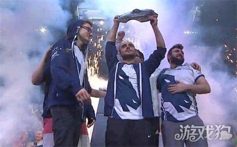 家队带来了 家队带来了